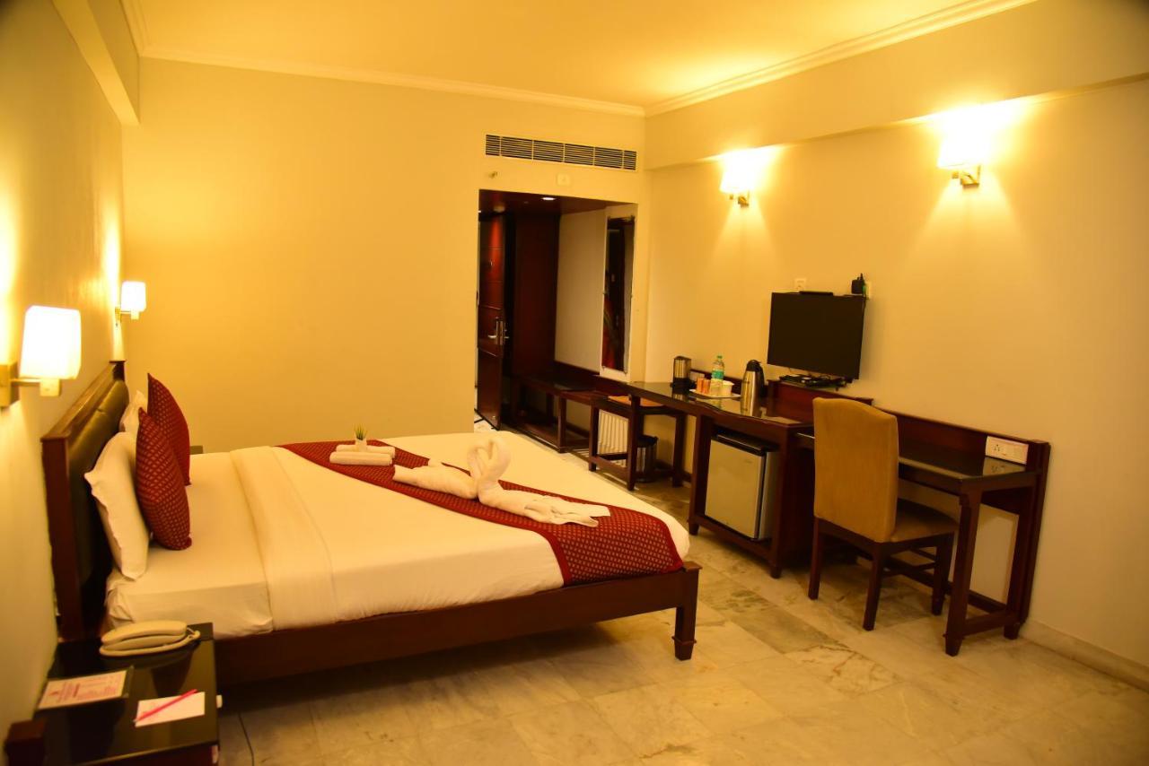 The Bhimas Residency Hotels Tirupati Exterior foto